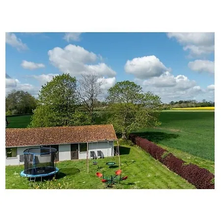 With 2 Bedrooms * Hasselberg (Schleswig-Holstein)