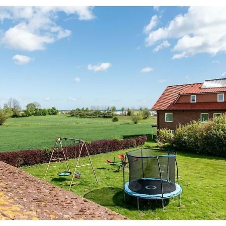With 2 Bedrooms * Hasselberg (Schleswig-Holstein)